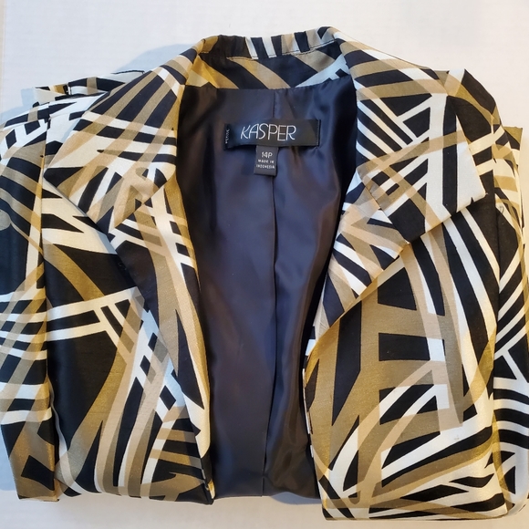 KASPER Pants Suit, Size 14P - Picture 7 of 12